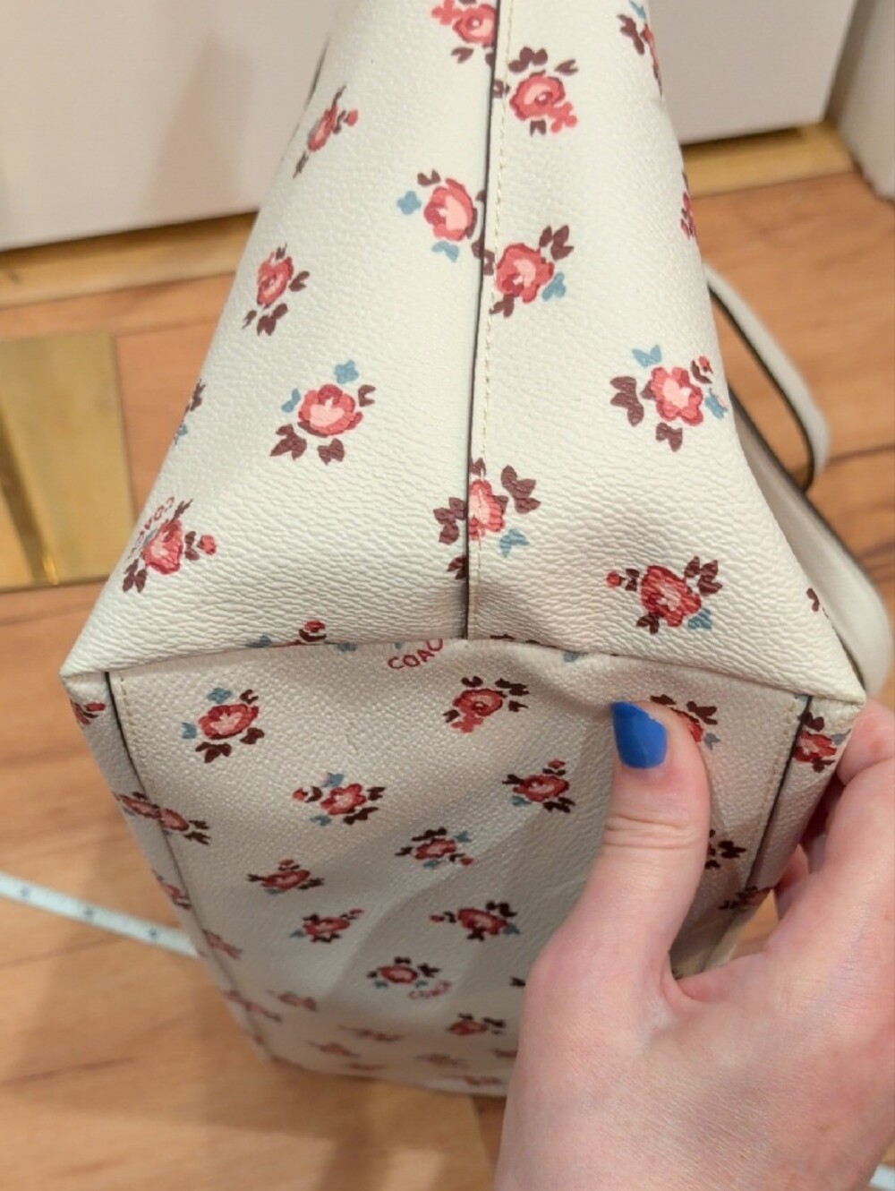 Coach Cream Tote with Pink Floral Print and Tan Leather Tag - Picture 13 of 17